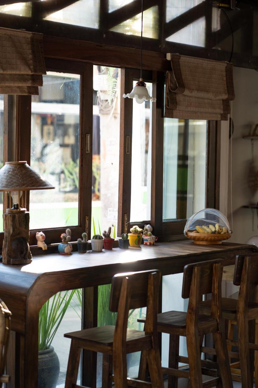Past Tense Hostel Chiang Mai Exterior foto