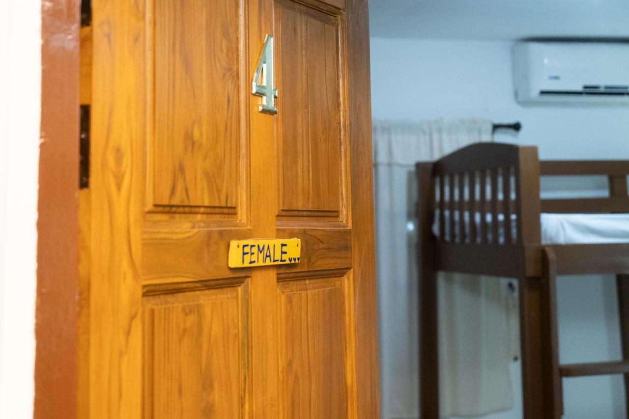Past Tense Hostel Chiang Mai Exterior foto